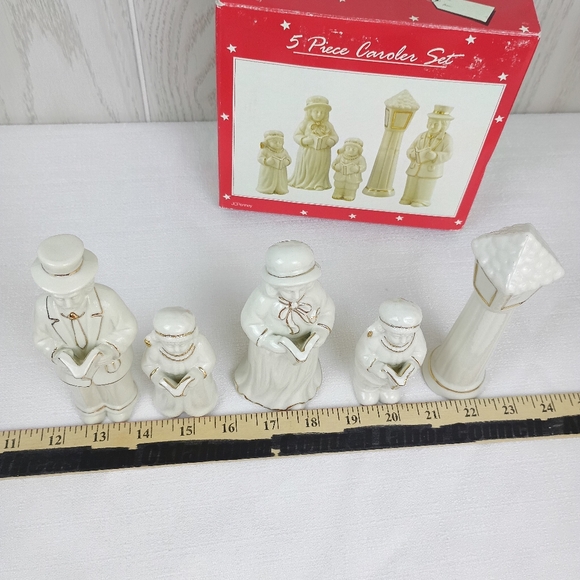 Vintage JCPenny 5 Piece Caroler Set Christmas Holiday w/ box Cream W/ Gold Trim - Picture 11 of 16